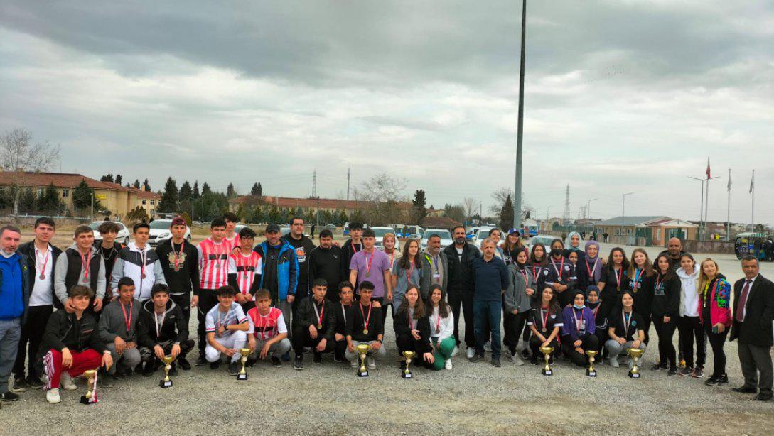 Hendek Anadolu İmam Hatip Lisesi Bocce Turnuvasında Derece Kazandı